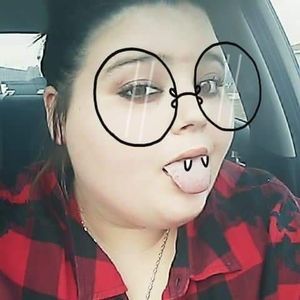 Meet your Posher, Stacy